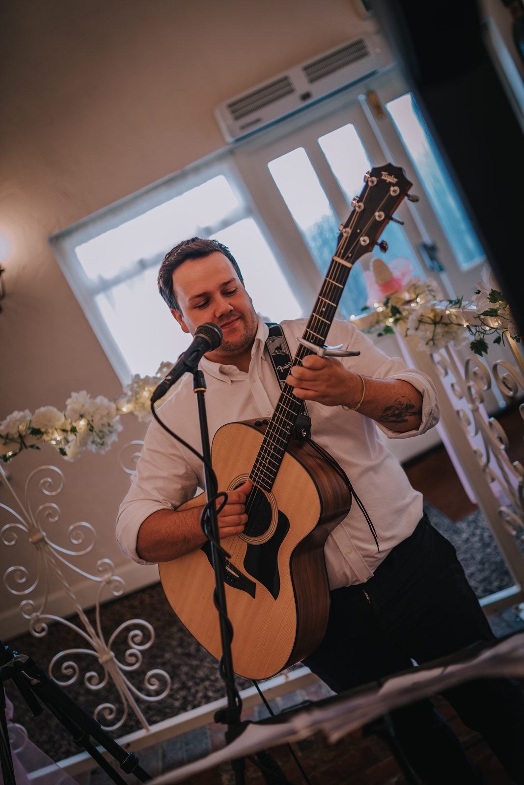 Jordan Richards, Wedding Singer and Guitarist, Essex